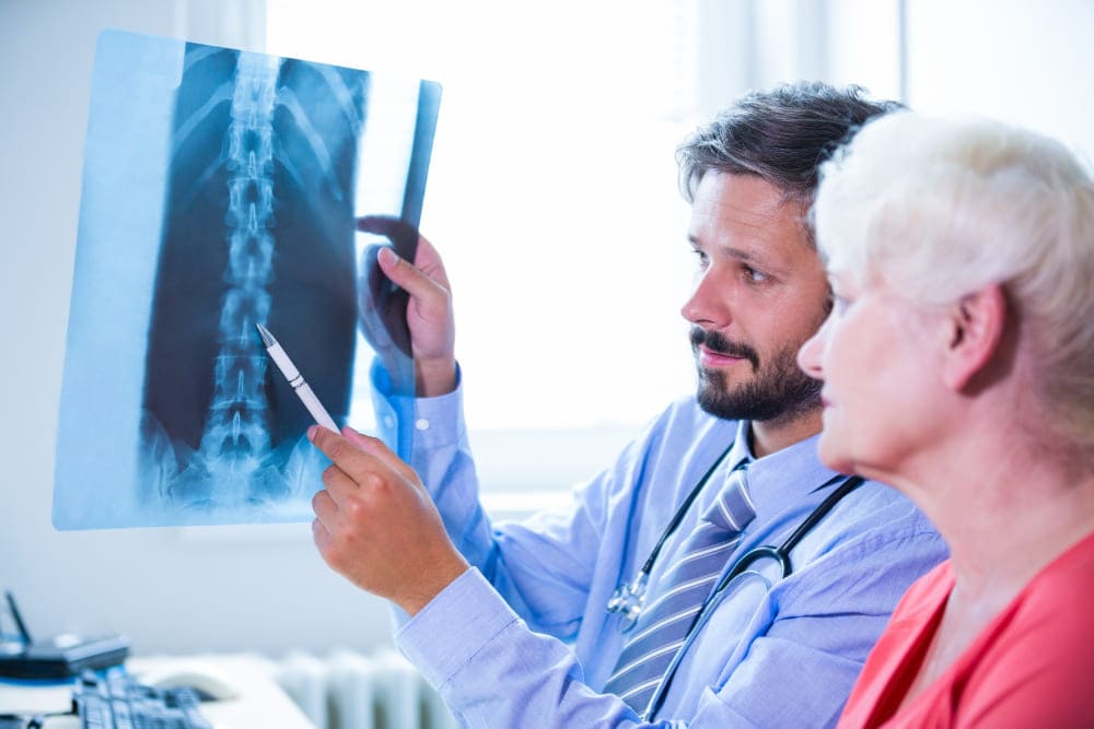 tratamiento-de-osteoporosis.jpg